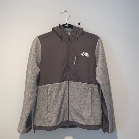 The North Face Jackets & Blazers - NORTH FACE JACKET